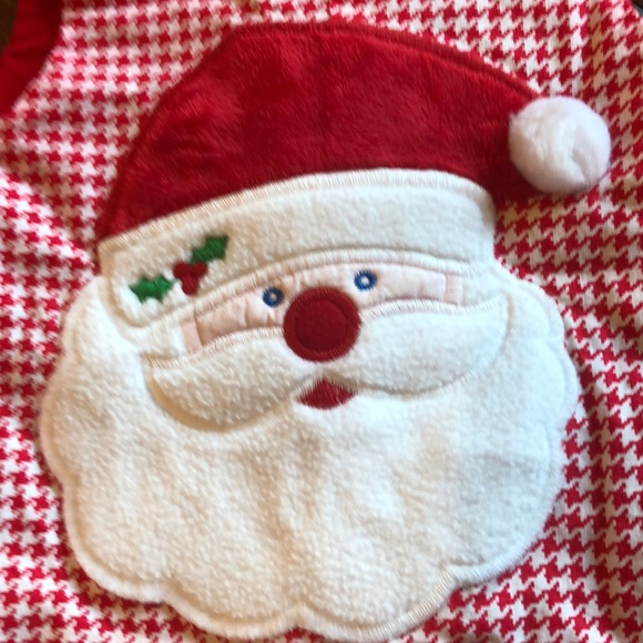 You get 2 for 1 with this reversible John John - Picture 2 of 11